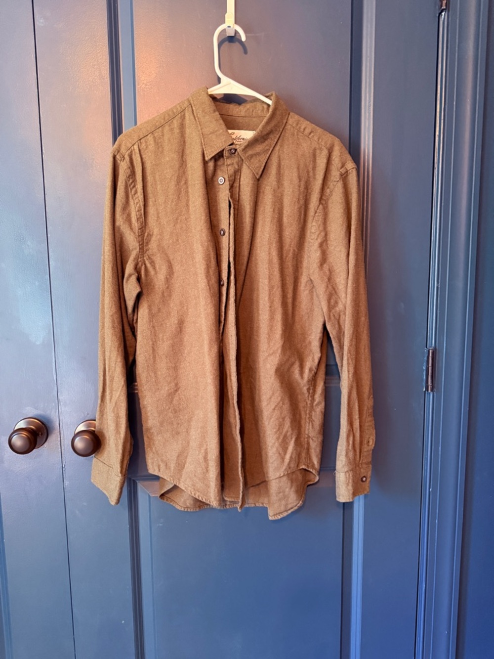 Men's Green Button-Up Shirt